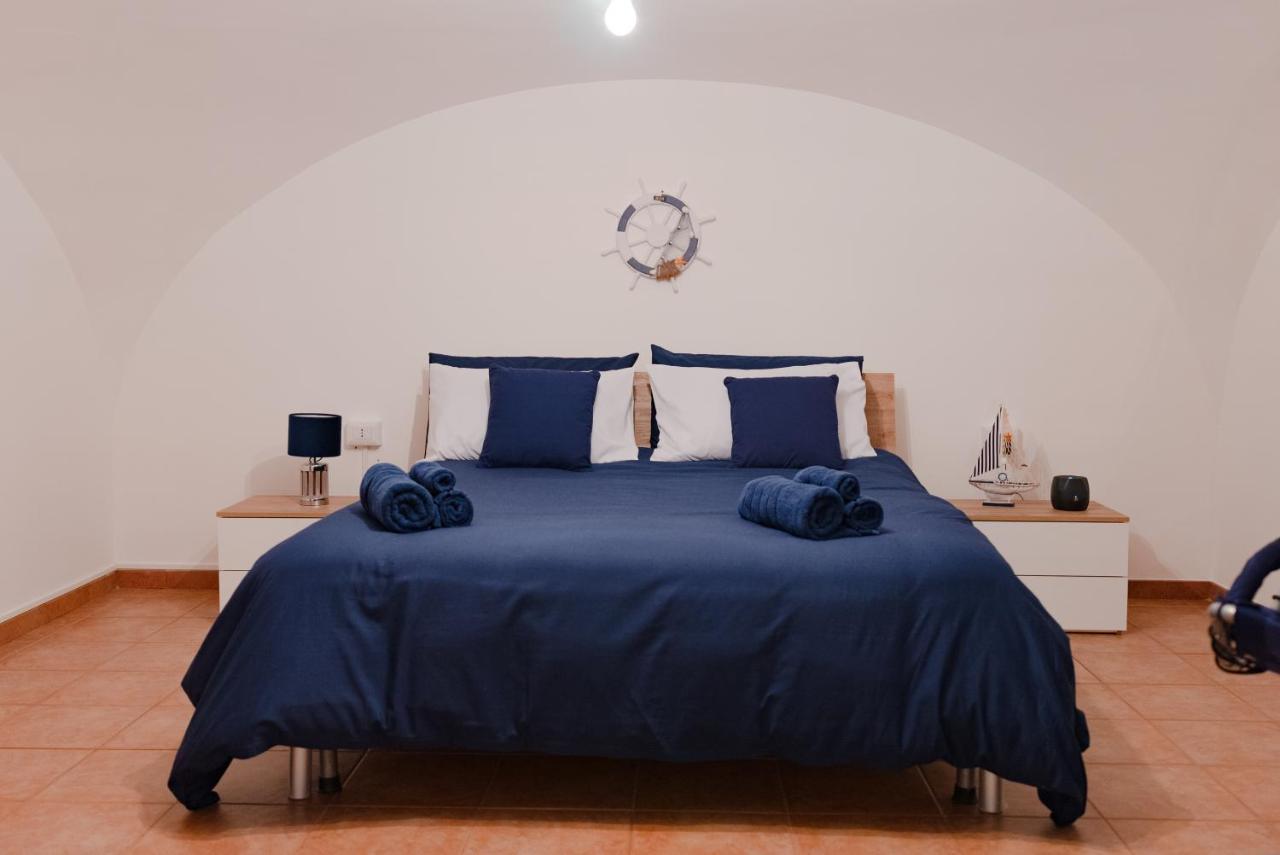 Blue Angel Oak - Apartment Bari Eksteriør bilde